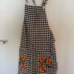 Overall dress
